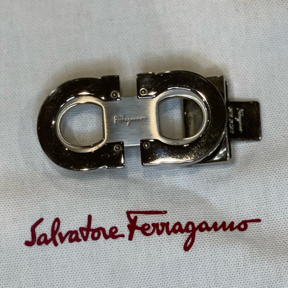 Salvatore Ferragamo Silver Belt Buckle